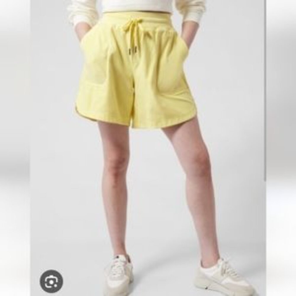 Athleta Farallon Midi Short Yellow 1X